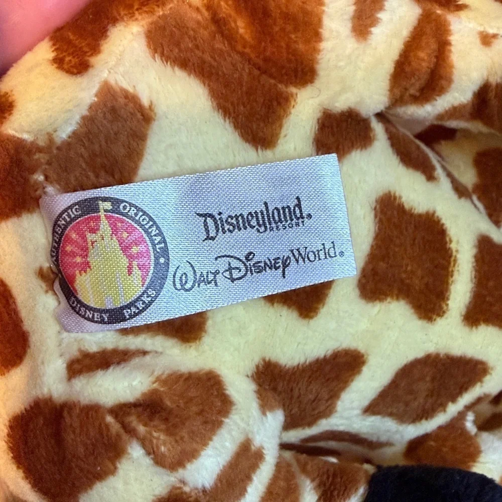 Walt Disney World plush baby giraffe Animal  Kingdom stuffed toy plush kids 10”